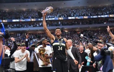 开云网页版中国官网-总决赛收视率回暖 NBA继续瞄准750亿超级转播合同